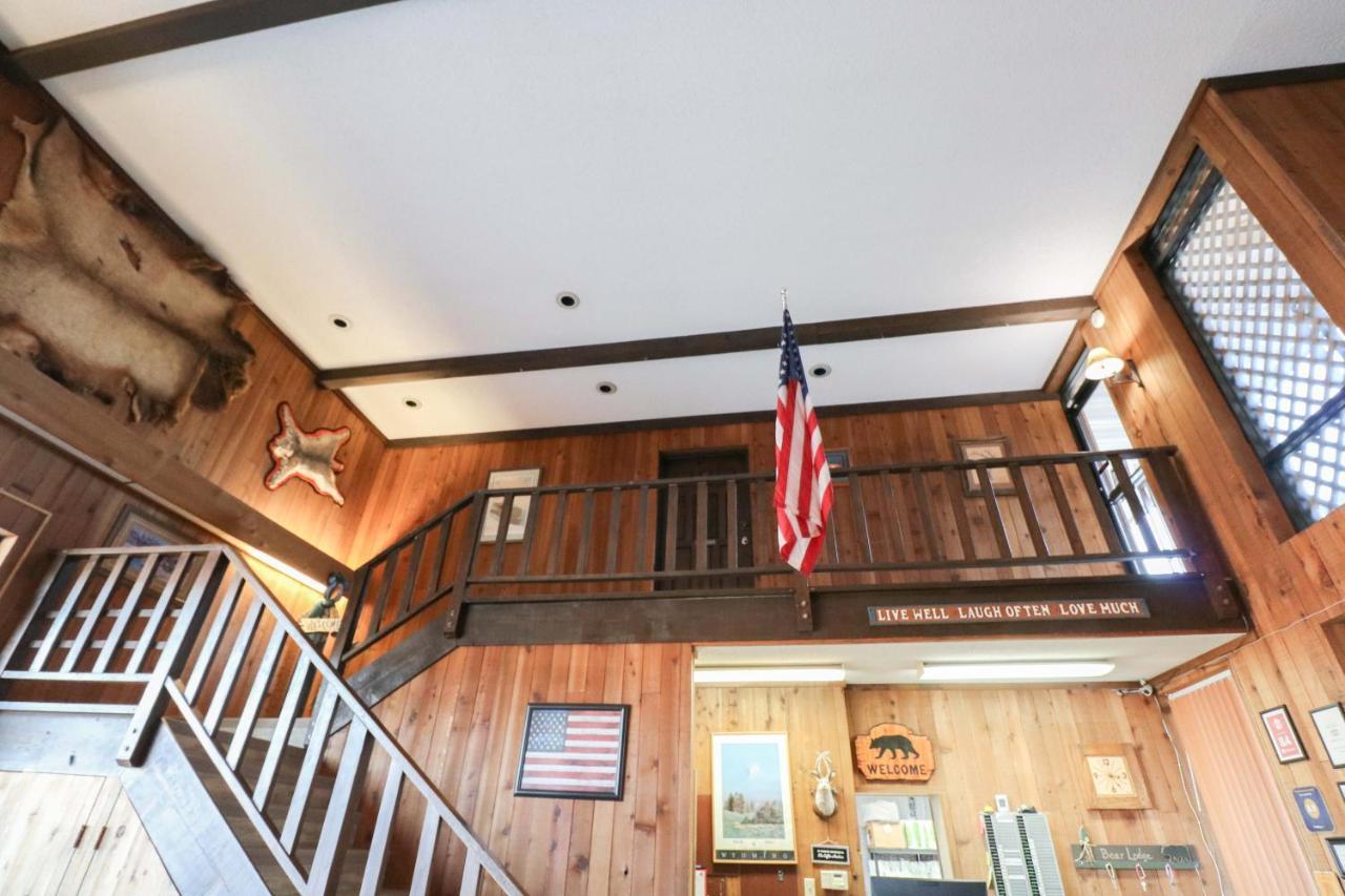 Bear Lodge Motel ซันแดนซ์ ภายนอก รูปภาพ