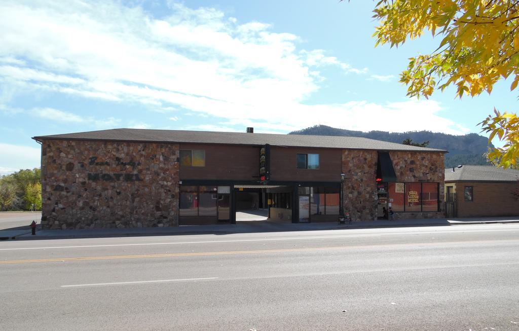 Bear Lodge Motel ซันแดนซ์ ภายนอก รูปภาพ