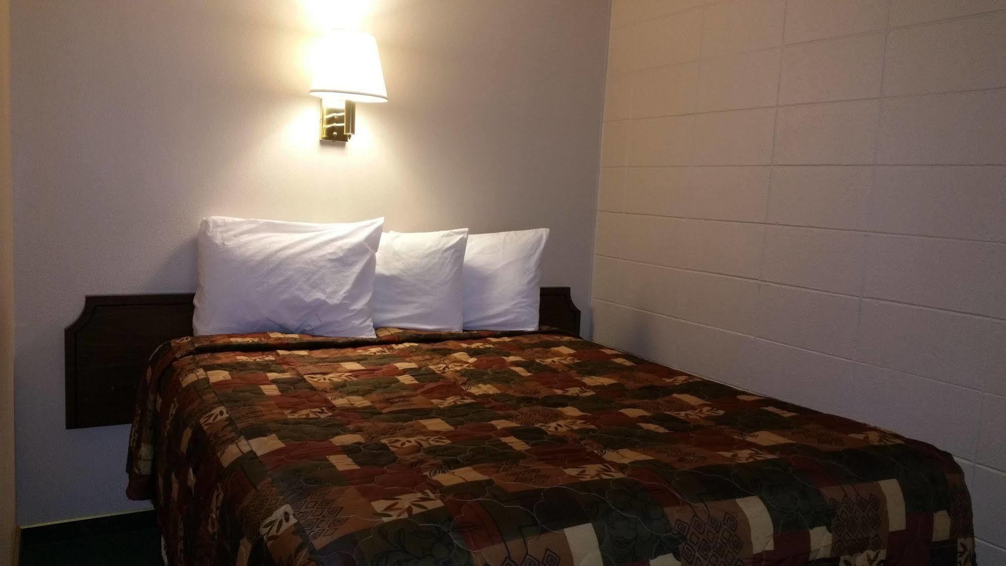 Bear Lodge Motel ซันแดนซ์ ภายนอก รูปภาพ